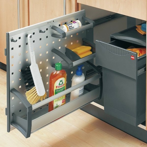 Vario uittreksystemen voor poetsmiddelen