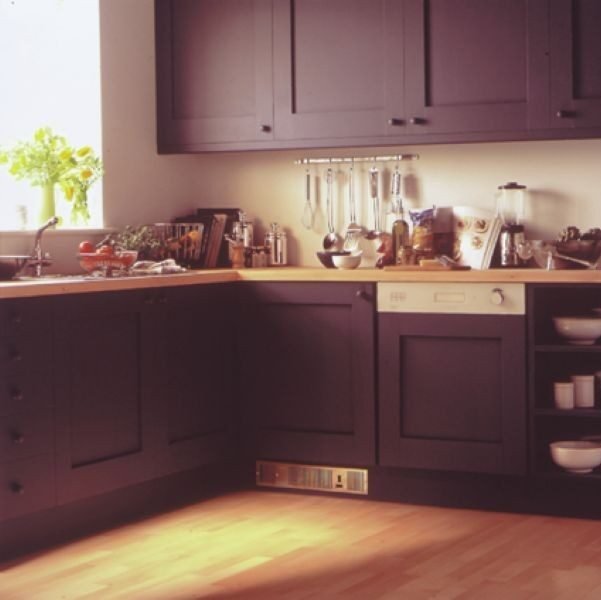 Plintverwarming KICKSPACE 600 met RVS grille